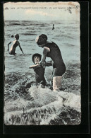 CPA Le Touquet-Paris-Plage, Un Petit Baigneur Rècalcitrant  - Le Touquet