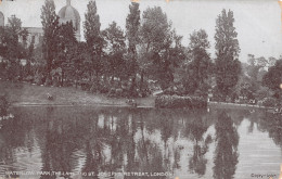 R297846 Waterlow Park. The Lake And St. Josephs Retreat. London. The Star Series - Autres & Non Classés