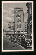 AK Essen, Parkende Oldtimer Vor Dem Deutschlandhaus  - Essen