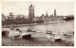 R293912 Lambeth Bridge And Houses Of Parliament London. 696. Post Card. 1955 - Otros & Sin Clasificación