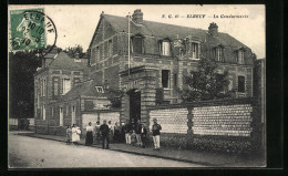 CPA Elbeuf, La Gendarmerie  - Elbeuf