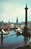 R299651 London. Trafalgar Square By Night. Postcard - Andere & Zonder Classificatie