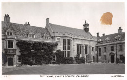 R296490 C. 78. First Court. Christs College. Cambridge. Stearn. RP - Wereld