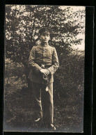 AK Deutscher Soldat In Uniform Mit Säbel  - Guerre 1914-18