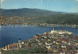 72576687 Hammerfest Parti Fra Byen Med Kirken Til Venstre Kirche Hafen Faehre Fl - Noruega