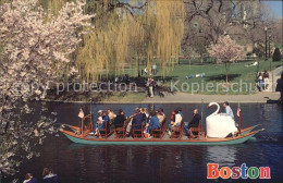 72556287 Boston_Massachusetts Swanboat In The Public Garden - Autres & Non Classés