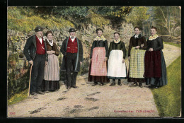 AK Schwarzwälder Gruppe In Griesbacher Volkstrachten  - Costumes