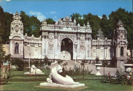 72523497 Istanbul Constantinopel Dolmabahce Tor Palast  - Turkey
