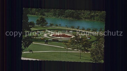 72519995 Toronto Canada Maple Leaf Floral Garden  - Zonder Classificatie