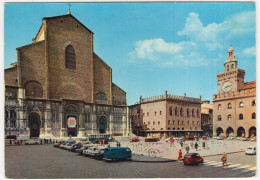 Bologna: VW T1 KASTENWAGEN, ALFA ROMEO GIULIETTA TI, FIAT 500 GIARDINIERA, OPEL REKORD P2, FIAT 1800 - Basilica Petronio - Passenger Cars