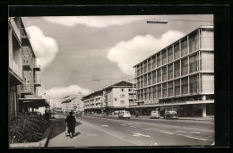 AK Reutlingen, Partie Vor Dem Kinohaus Merkur  - Reutlingen