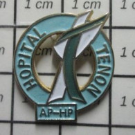 912c Pin's Pins / Beau Et Rare / MEDICAL / HOPITAL TENON AP-HP - Geneeskunde