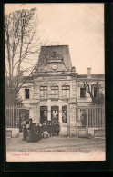 CPA Tournon, Porte D`entrée Du Lycée De Jeunes Filles  - Tournon