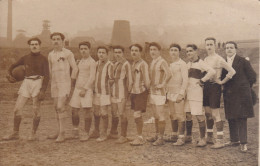 Carte Photo Equipe De Football  Mines Près Saint Etienne Foot Chat Noir Sur Maillot Mine Team With Black Cat On Shirt - Andere & Zonder Classificatie