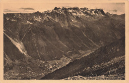 74-CHAMONIX MONT BLANC LA VALLEE DE CHAMONIX ET LE BREVENT-N°T5280-E/0163 - Chamonix-Mont-Blanc