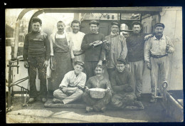 Cpa Carte Photo D' Algérie Au Dos écrite à Alger -- Sur Un Bateau Voilier ?   MAI24-09 - Algeri