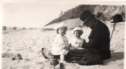 Photo Vintage Paris Snap Shop - Enfant Sortie Plage Beach - Lieux