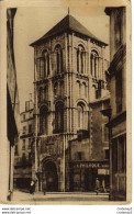 86 POITIERS N°83 Clocher Roman église Saint Porchaire Magasin A. Philoque Sellier - Poitiers