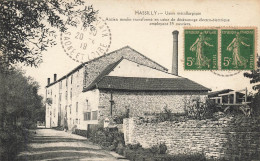 CPA Massilly-Usine Métallurgique-Ancien Moulin-Timbre     L2908 - Andere & Zonder Classificatie