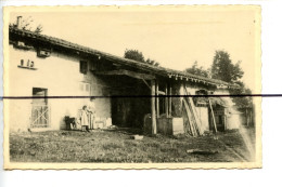 PHOTOGRAPHIE . ISERE. Saint Jean De Bournay . La Vieille Maison - Lugares