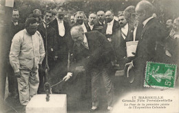 CPA Marseille-Grande Fête Présidentielle-17-Timbre     L2909 - Non Classés