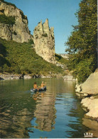 CPM - D1 - ARDECHE - LES GORGES DE L'ARDECHE - LE ROCHER DE LA CATHEDRALE - CANOE - Autres & Non Classés