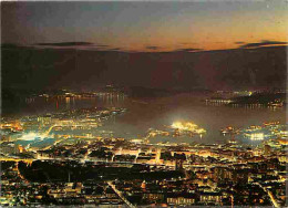 83 - Toulon - Vue Générale Aérienne Sur La Ville Et La Rade La Nuit - CPM - Voir Scans Recto-Verso - Toulon