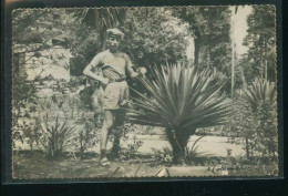 MARINE FRANCAISE COQVEBLIN     ( MES PHOTOS NE SONT PAS JAUNES ) - Regiments