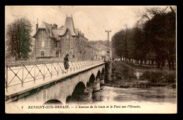 55 - REVIGNY-SUR-ORNAIN - AVENUE DE LA GARE ET LE PONT SUR L'ORNAIN - SANS EDITEUR - Revigny Sur Ornain