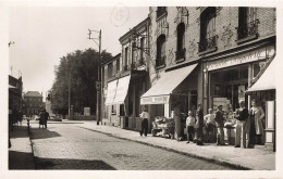 D9239 Aulnay Sous Bois L'avenue Durmont Au Fond - Aulnay Sous Bois