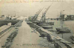 13 - Martigues - Le Port De Ferrière - Groupe De Tartane - Animée - CPA - Voir Scans Recto-Verso - Martigues