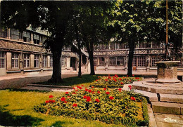 76 - Rouen - Aître De St-Maclou - Galerie Du Moyen-âge - Fleurs - CPM - Voir Scans Recto-Verso - Rouen