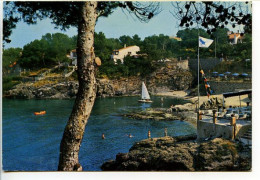 CPSM 10.5 X 15 Var   Calanques     Plages  Voilier - Andere & Zonder Classificatie