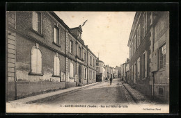 CPA Sainte-Hermine, Rue De L`Hotel De Ville  - Sainte Hermine