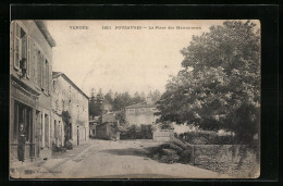 CPA Pouzauges, La Place Des Marronniers  - Pouzauges