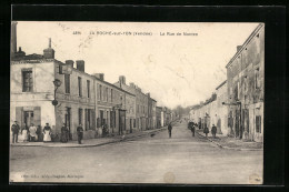 CPA La Roche-sur-Yon, La Rue De Nantes  - La Roche Sur Yon