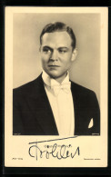 AK Schauspieler Gustav Fröhlich Mit Weisser Fliege Im Schwarzen Jackett, Mit Original Autograph  - Acteurs