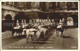 72368088 London Whitehall Changing Of The Guard - Autres & Non Classés