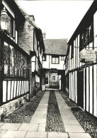 72328999 Rye East Sussex Mermaid Inn Archway Through The Hotel Showing The Tudor - Autres & Non Classés