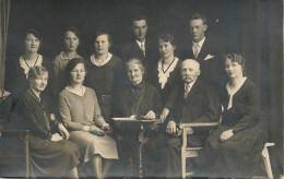 Social History Souvenir Real Photo Elegant Group Photo - Fotografie