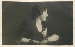 Social History Souvenir Real Photo Elegant Woman Lady Coiffure Flower - Photographs