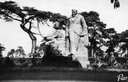 CPSM  SAINT-BRIEUC  -  Monument Anatole Le Braz. - Saint-Brieuc