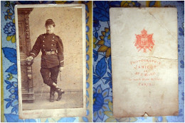 PHOTO CDV SOLDAT MILITAIRE A Identifier  Cabinet JANICOT A PARIS - Guerra, Militari