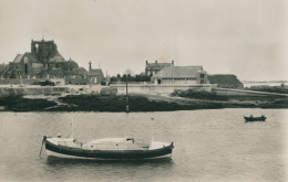 50 BARFLEUR - Le NOUVEAU  Canot De Sauvetage " Crestey Et Sauvé " ( Cachet De La SNSM Inauguration 1955 )   -  CPSM TB - Barfleur