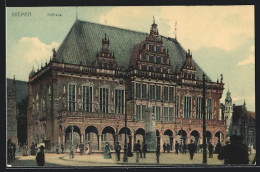 AK Bremen, Rathaus Und Passanten  - Bremen