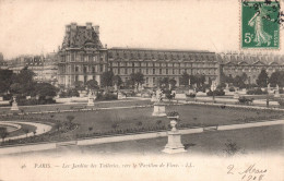 Paris Les Jardins Des Tuileries Vers Le Pavillon De Flore - Autres Monuments, édifices