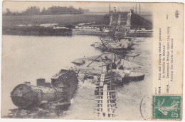 77 - Pont Sur L'Ourcq Détruit Pendant La Bataill De Meaux - 1914 (Locomotive à Vapeur Dans L'eau) - Meaux
