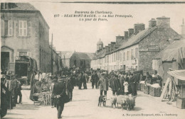 50 BEAUMONT HAGUE - La Rue Principale , Un Jour De Foire  - TB - Beaumont
