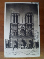 Carte Postale 44 Paris En Flanant Notre Dame Church éditions D'Art Yvon X - Notre-Dame De Paris