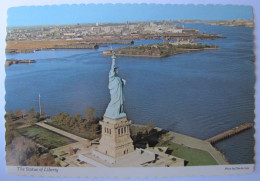 ETATS-UNIS - NEW YORK - CITY - The Statue Of Liberty - Freiheitsstatue